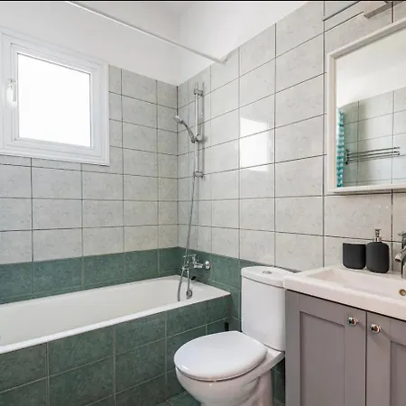 Floor Center * Larnaca