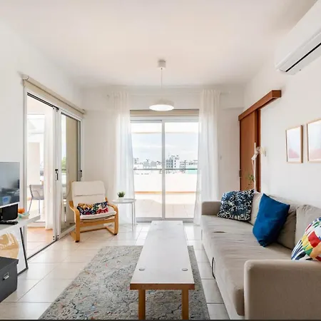 Floor Center * Larnaca