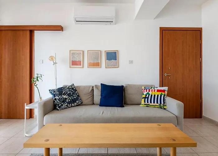 Floor Center Apartmán Larnaca